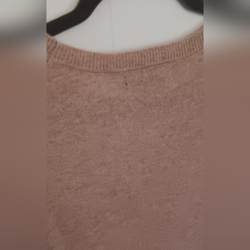 NWT Tahari Cashmere Tan Crew Neck Sweater - Picture 5 of 5